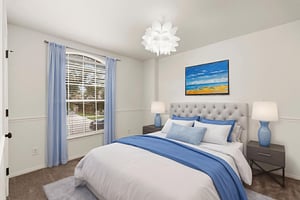 DSC04879 virtually staged.jpeg