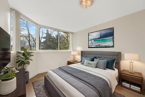 PXL04641 virtually staged.jpeg