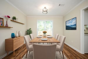 DSC_6641 virtually staged.jpeg